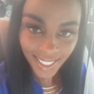 Meet your Posher, Sharayne